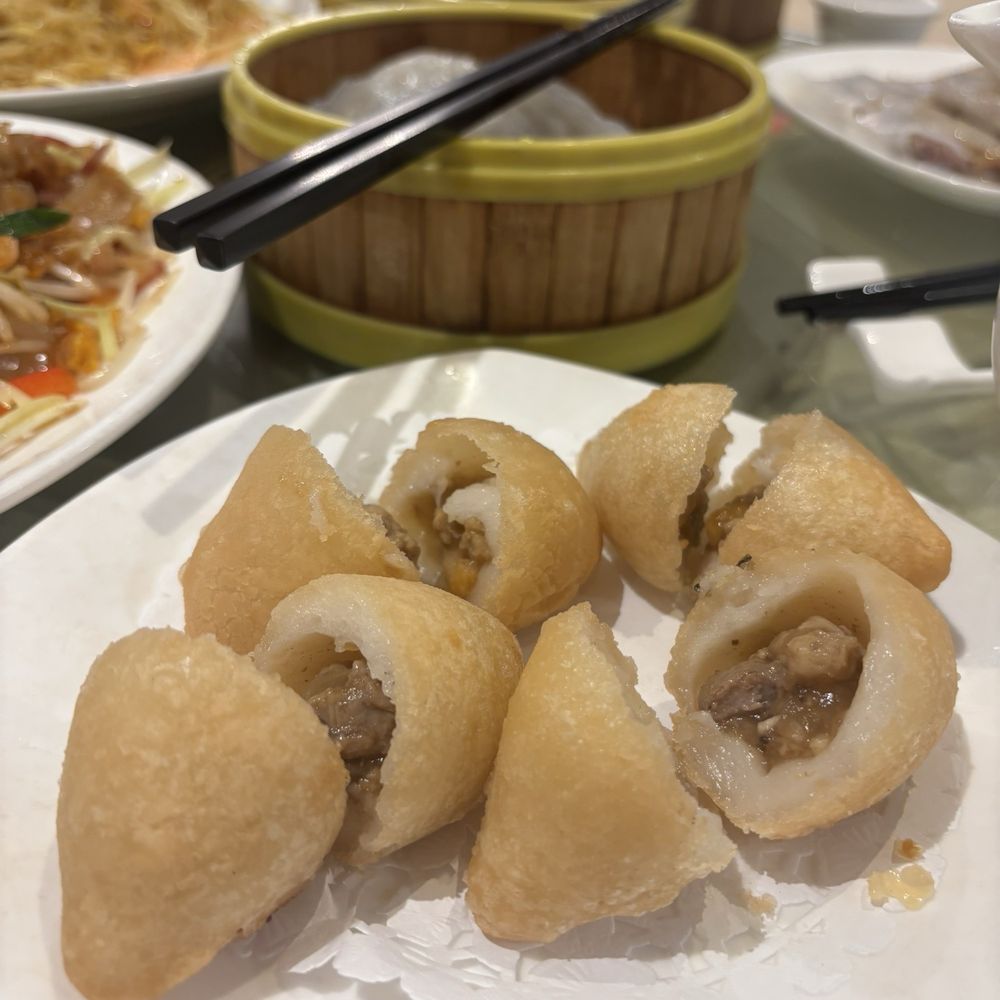 Lee Garden Seafood - Dim Sum Near Me - Coquitlam, British Columbia Lee Garden Seafood - Dim Sum Near Me - Coquitlam, British Columbia