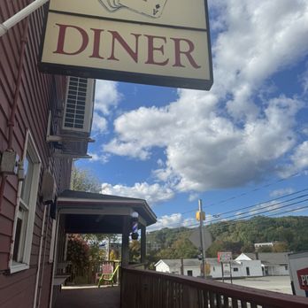 Four Aces Diner - Diners Near Me - West Lebanon, New Hampshire Four Aces Diner - Diners Near Me - West Lebanon, New Hampshire