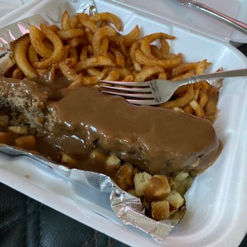 Mandy Jo's Country Corral - Meatloaf dinner with curly fries - American Near Me - Everett, Pennsylvania