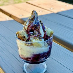 Half Pint Brothers - Sundae- marionberry sauce, butter cake, praline crumb