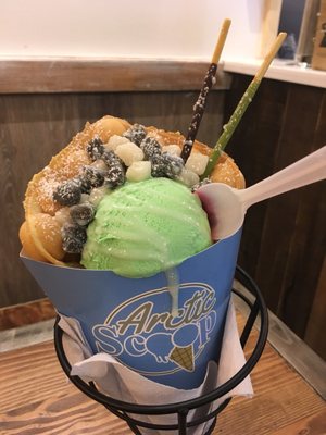 Arctic Scoop by null