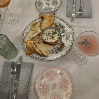 flora - Lobster fondue and lavender fizz cocktail - New American Near Me - Westhampton Beach, New York