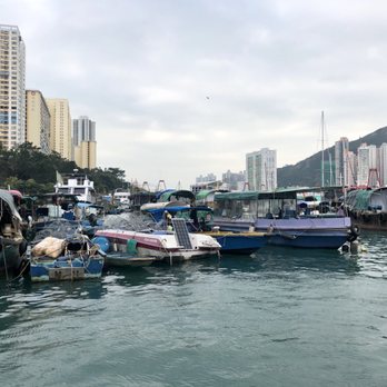 香港仔水上人家 - Landmarks & Historical Buildings Near Me - Hong Kong, HK