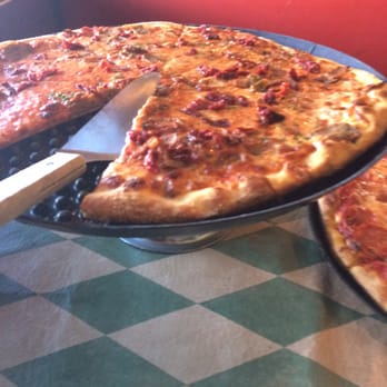 Metro Pizza - Pizza Near Me - Henderson, Nevada