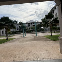 Complete Dermatology - This is the courtyard make a right
