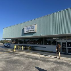 Sacks Grocery Outlet