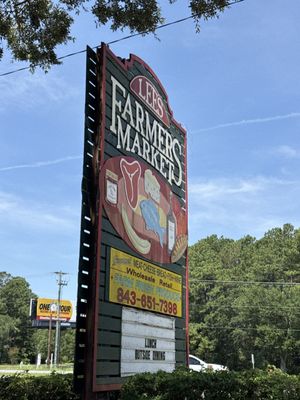 Lee's Farmers Market by null