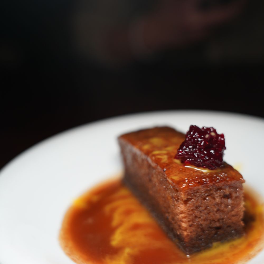 Pearl Diver - a piece of cake on a plate - Seafood Near Me - Toronto, Ontario Pearl Diver - a piece of cake on a plate - Seafood Near Me - Toronto, Ontario