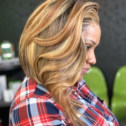 Elan Salon - Bob wig , color, toned , highlights .