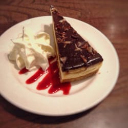The Tearooms At The Botanics - Millionaires shortbread cheese cake