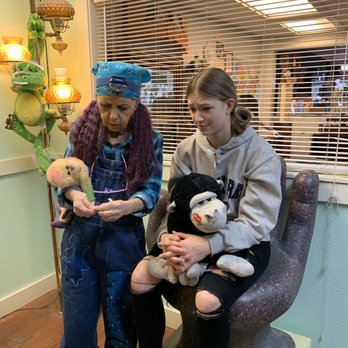 TLCs Ear & Body Piercing - Piercing Near Me - Portland, Oregon TLCs Ear & Body Piercing - Piercing Near Me - Portland, Oregon