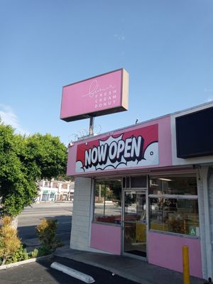 Flour Fresh Cream Donut by null