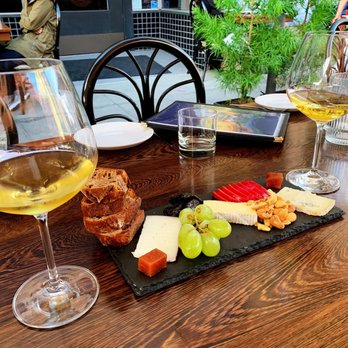 Perle Restaurant - Cheese plate - New American Near Me - Pasadena, California Perle Restaurant - Cheese plate - New American Near Me - Pasadena, California