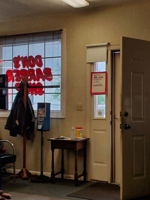 Don's Barber-Stylist Shop