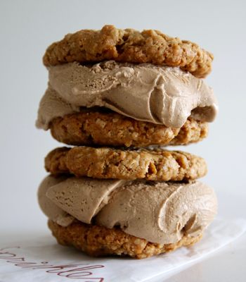 Sprinkles Plano by null