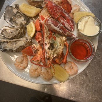 Bistro 23 - Oyster lobster Wow - Seafood Near Me - Copenhagen, 84 Bistro 23 - Oyster lobster Wow - Seafood Near Me - Copenhagen, 84