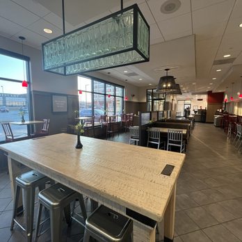 Chick-fil-A - Dining Area - Fast Food Near Me - Eagan, Minnesota