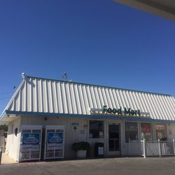 Sinclair Dino Mart