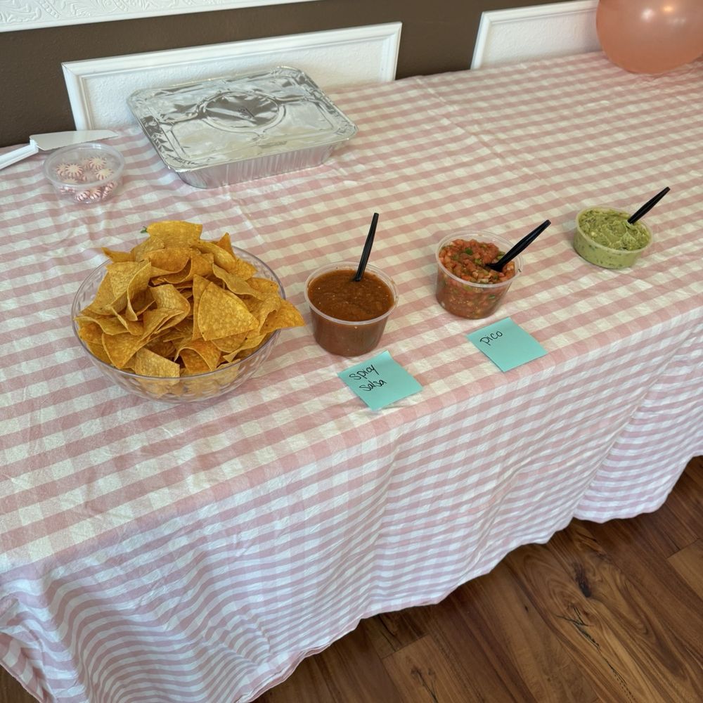Salsas and guacamole Salsas and guacamole