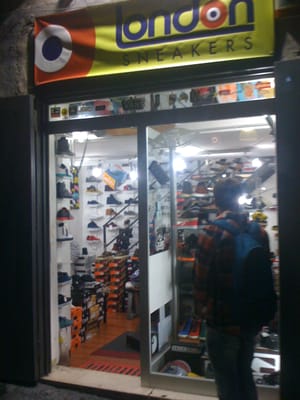 London Store by null