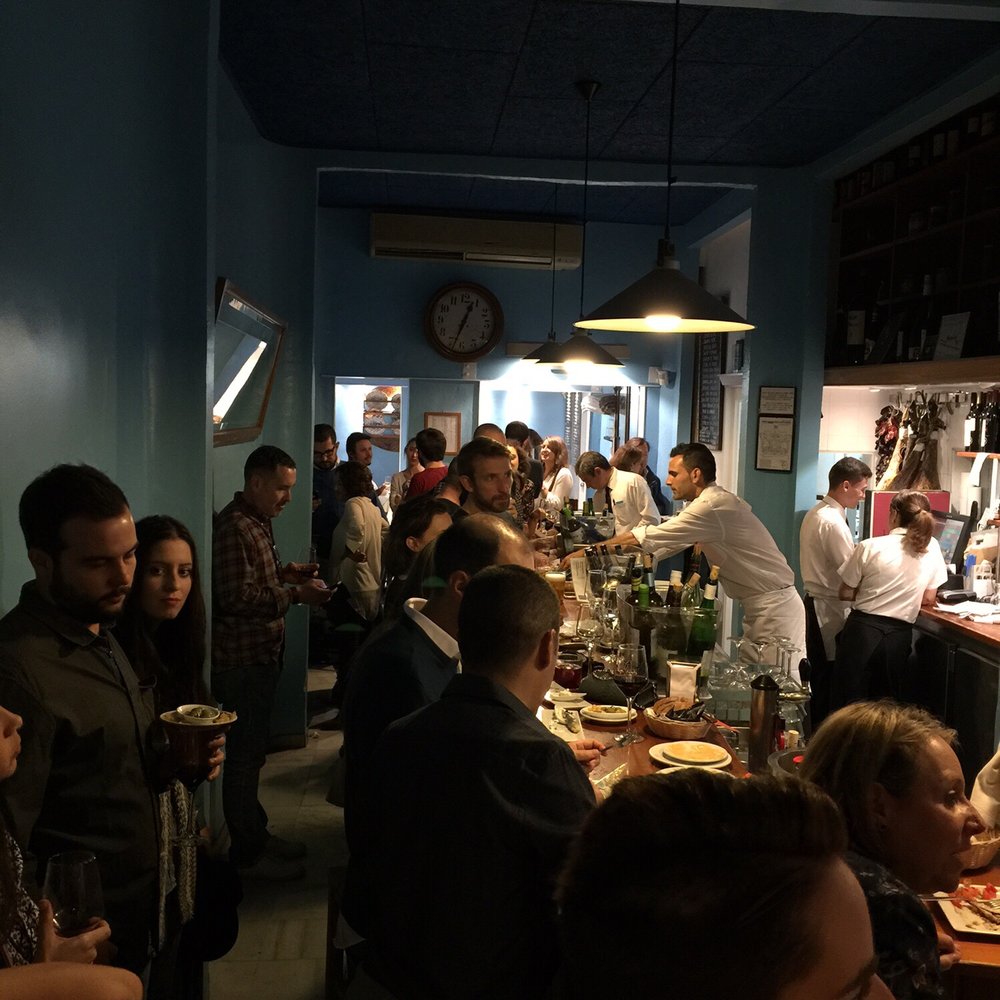 Eslava - Busy line up to get a table - Tapas Bars Near Me - Seville, SE Eslava - Busy line up to get a table - Tapas Bars Near Me - Seville, SE