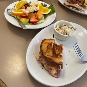 The Serving Spoon - Rueben with potato salad - Breakfast & Brunch Near Me - Sarasota, Florida