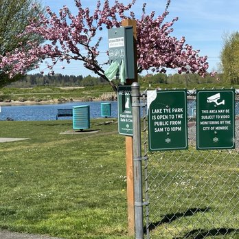 Lake Tye - Pet amenities - Lakes Near Me - Monroe, Washington