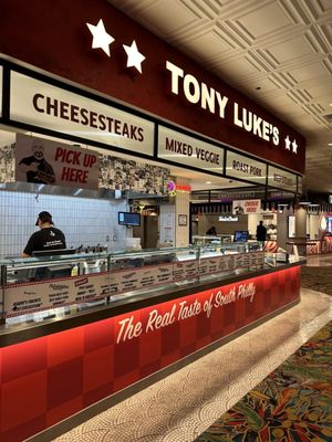 Tony Luke's by null