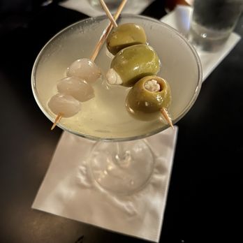 The Bull Pen - Kettle Dirty Martini - Steakhouses Near Me - Redondo Beach, California The Bull Pen - Kettle Dirty Martini - Steakhouses Near Me - Redondo Beach, California