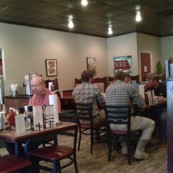 Deep Run Roadhouse - Main Dining Room April 2014 - Barbeque Near Me - Richmond, Virginia Deep Run Roadhouse - Main Dining Room April 2014 - Barbeque Near Me - Richmond, Virginia