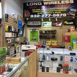 Long Wireless - Long Wireless inside Foodtown
