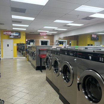 Pineville Coin Laundry - Inside - Laundromat Near Me - Charlotte, North Carolina