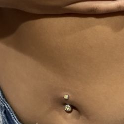 Tattoo Factory - Navel piercing