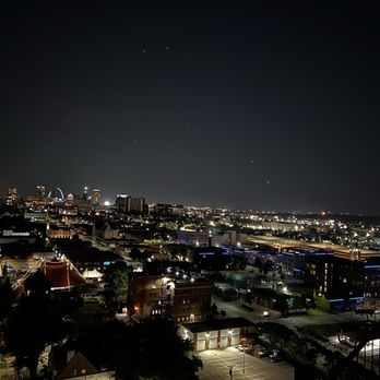 ART Bar - Rooftop bar - Hotels Near Me - St. Louis, Missouri ART Bar - Rooftop bar - Hotels Near Me - St. Louis, Missouri