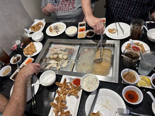 100°C Grill & Hot Pot by null