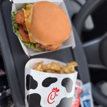 Chick-fil-A - Fast Food Near Me - Pasadena, California Chick-fil-A - Fast Food Near Me - Pasadena, California
