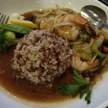 Mayuree Thai Tavern - Shrimp with cashew nuts. High quality and large sized shrimp. - Thai Near Me - Baltimore, Maryland Mayuree Thai Tavern - Shrimp with cashew nuts. High quality and large sized shrimp. - Thai Near Me - Baltimore, Maryland