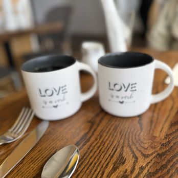 New Leaf Cafe - Coffee cups - New American Near Me - Eastsound, Washington