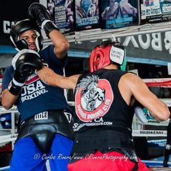 Coronel Boxing Club - Roger gutierrez from coronel boxing a proffesional boxer
