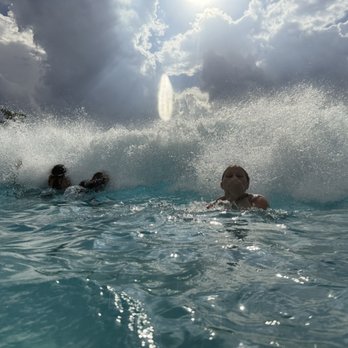 Typhoon Lagoon Surf Pool - Massive waves - Water Parks Near Me - Orlando, Florida