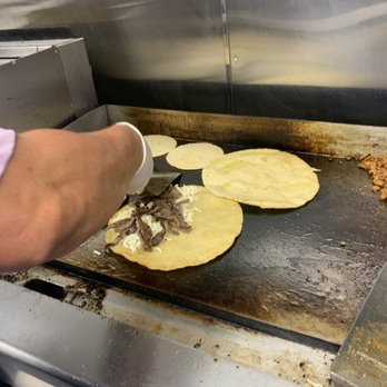 Antojitos De Mi Barrio - Delicious food made fresh - Food Trucks Near Me - Denver, Colorado