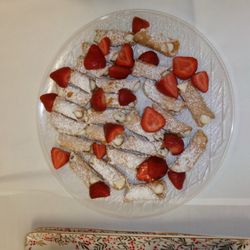 Assaggini Di Roma - Cannolis
