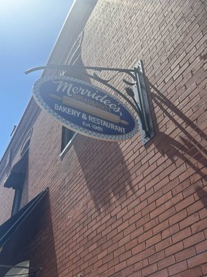 Merridee's Breadbasket by null