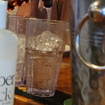 Lighthouse Tavern - Overloaded Ice and hand grabbed straws from a bucket - American Near Me - Waretown, New Jersey