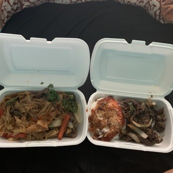 Big Bang Grill - Spicy noodles with beef and the bulgogi - Asian Fusion Near Me - Visalia, California Big Bang Grill - Spicy noodles with beef and the bulgogi - Asian Fusion Near Me - Visalia, California