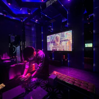 101 KTV BAR LOUNGE - Updated May 2025 - 49 Photos & 13 Reviews - 135-25