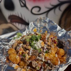 Lado Sur Gourmet Eatery - Carne Asada Tots