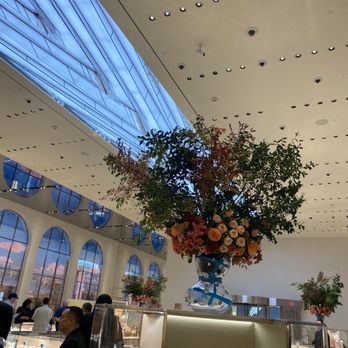 Tiffany & Co - Jewelry Near Me - New York, New York Tiffany & Co - Jewelry Near Me - New York, New York