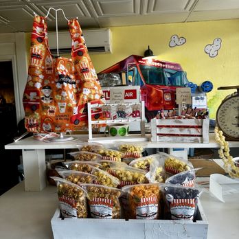 Island Popper Gourmet Popcorn - Popcorn Shops Near Me - Honolulu, Hawaii Island Popper Gourmet Popcorn - Popcorn Shops Near Me - Honolulu, Hawaii