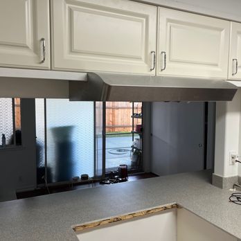 Top Level Construction - Vent and panels above the overhead cabinets - General Contractors Near Me - Waipahu, Hawaii